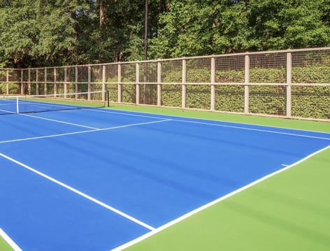 Tennis Court at The Paddock Club Greenville luxury apartment homes in Greenville, SC