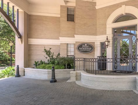 Entrance to Post Meridian luxury apartment homes in Dallas, TX