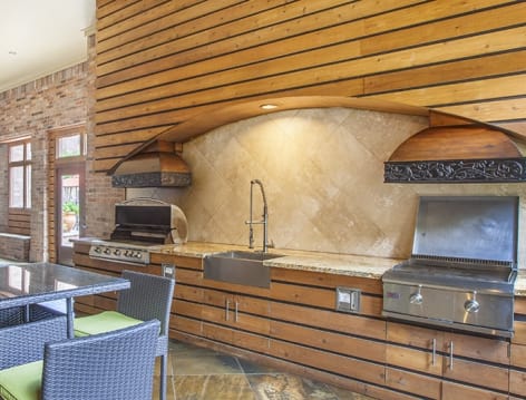 Lanai 2 at Grand Cypress luxury apartment homes in Houston, TX