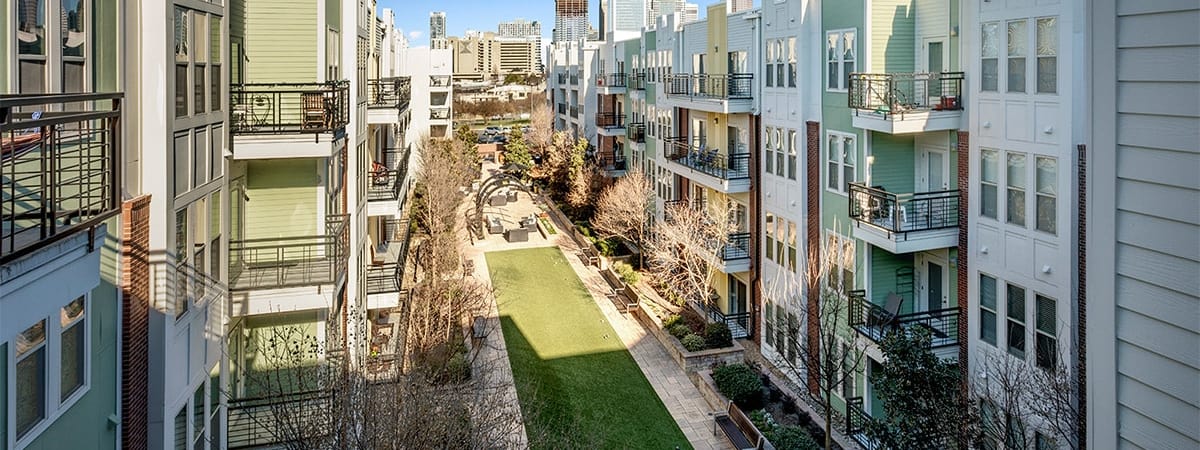 Courtyard at 1225 South Church luxury apartment homes in Charlotte, NC