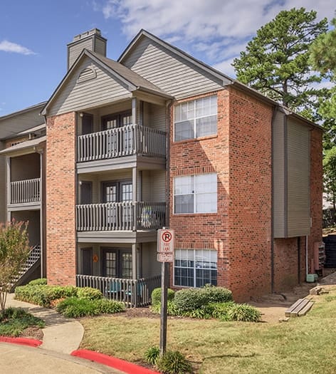 Exterior 5 at Calais Forest luxury apartment homes in Little Rock, AR