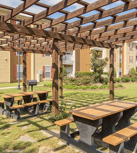 Grill Area at Colonial Village at Beaver Creek luxury apartment homes in Cary & Raleigh, NC