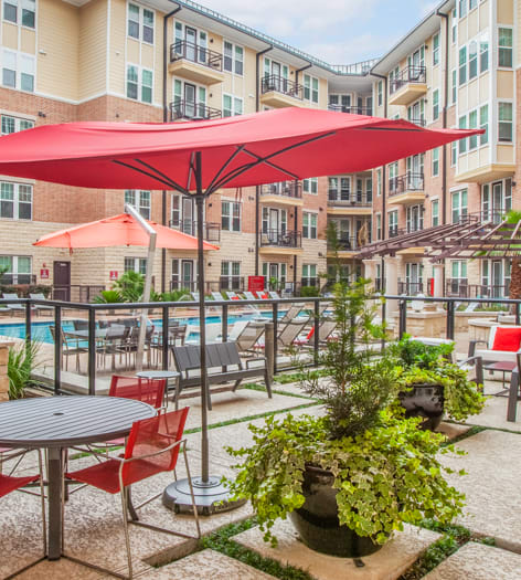 Entertaining Area2 at Post 510 luxury apartment homes in Houston, TX