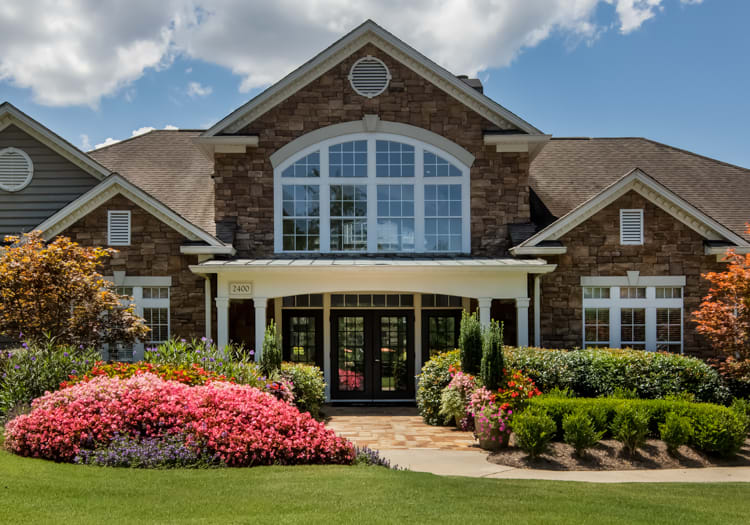 Exterior at CG Barrett Creek luxury apartment homes in Atlanta, GA
