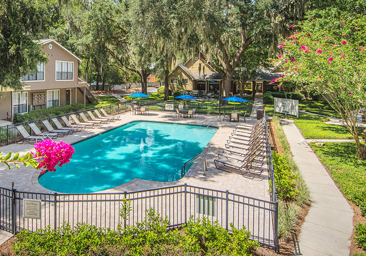 Pool at Colonial Village at Huntington luxury apartment homes in Savannah, GA