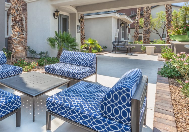 Front Patio at Colonial Grand at Palm Vista luxury apartment homes in Las Vegas, NV