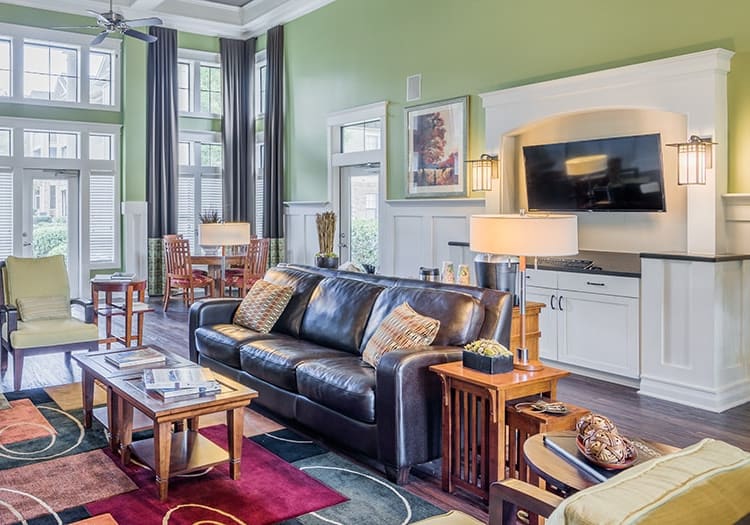 Leasing Office 2 at 535 Brookwood luxury apartment homes in Greenville, SC