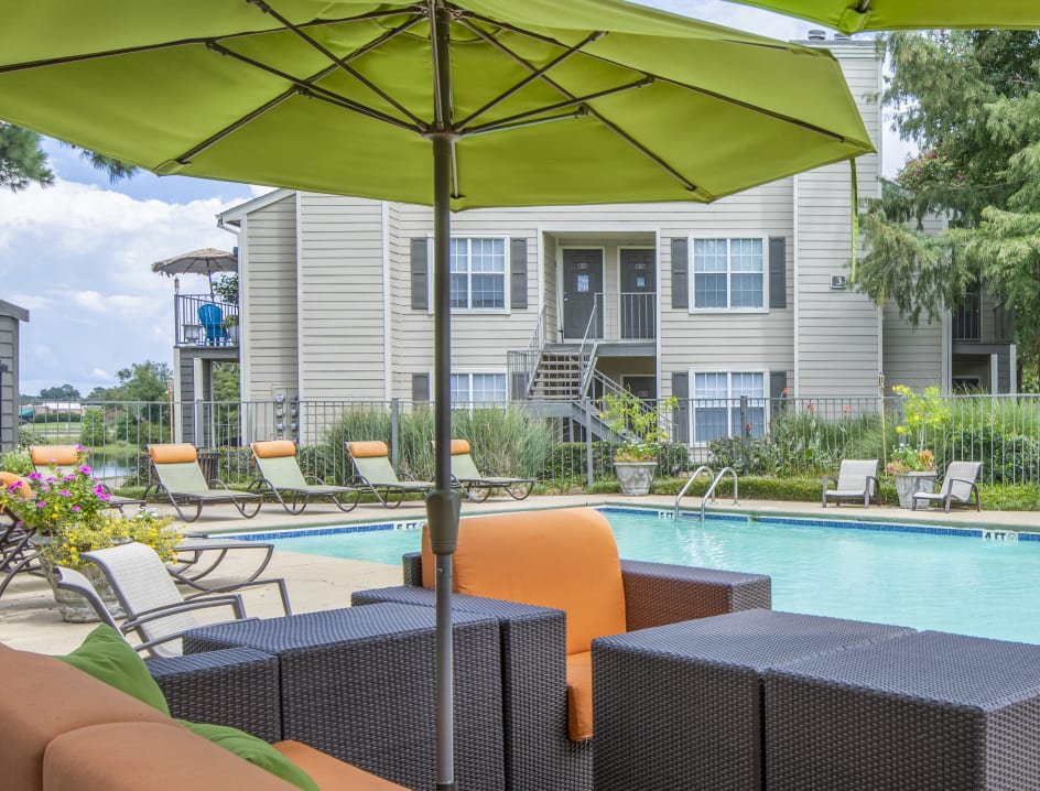 Pool Front Seating at Reflection Pointe luxury apartment homes in Jackson, MS