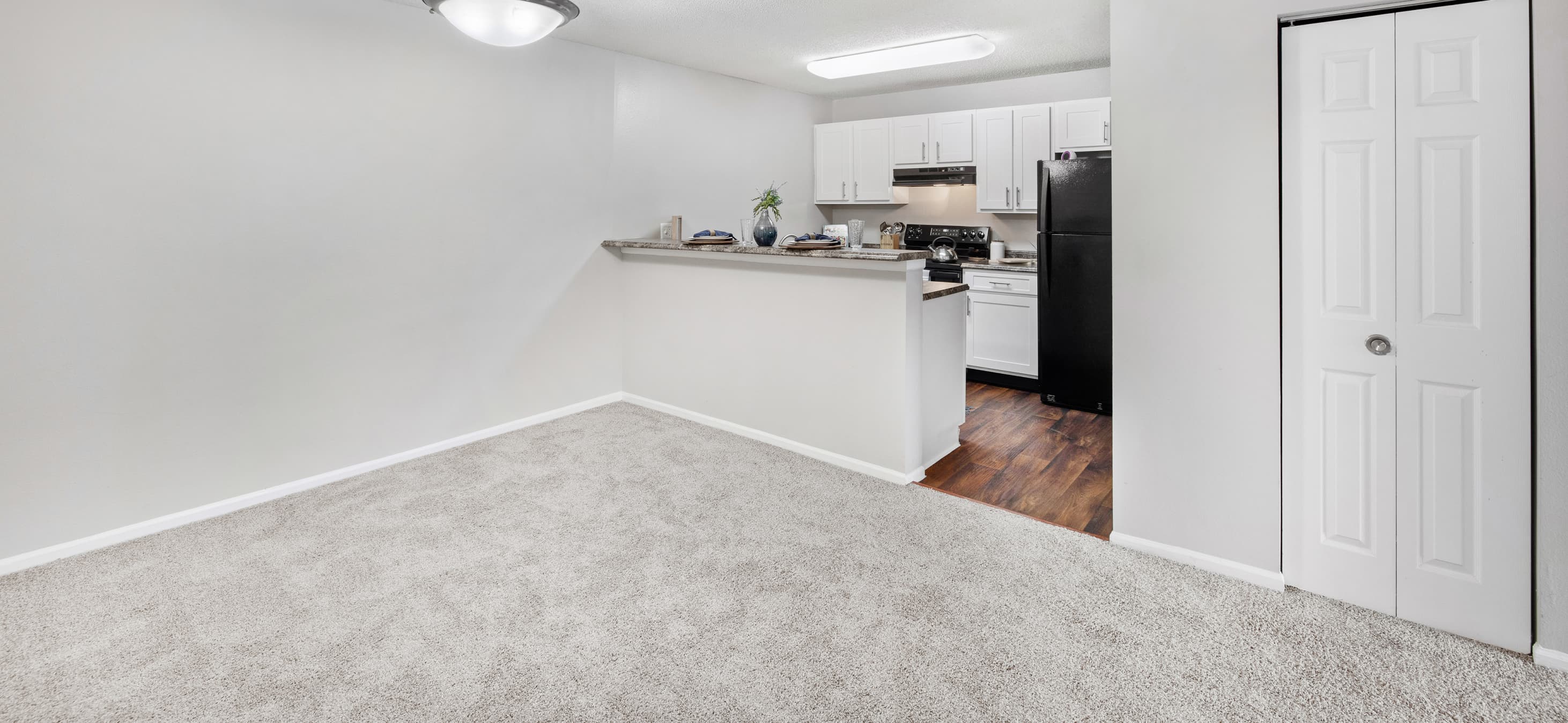 Kitchen at MAA Brandon luxury apartment homes in Brandon, FL