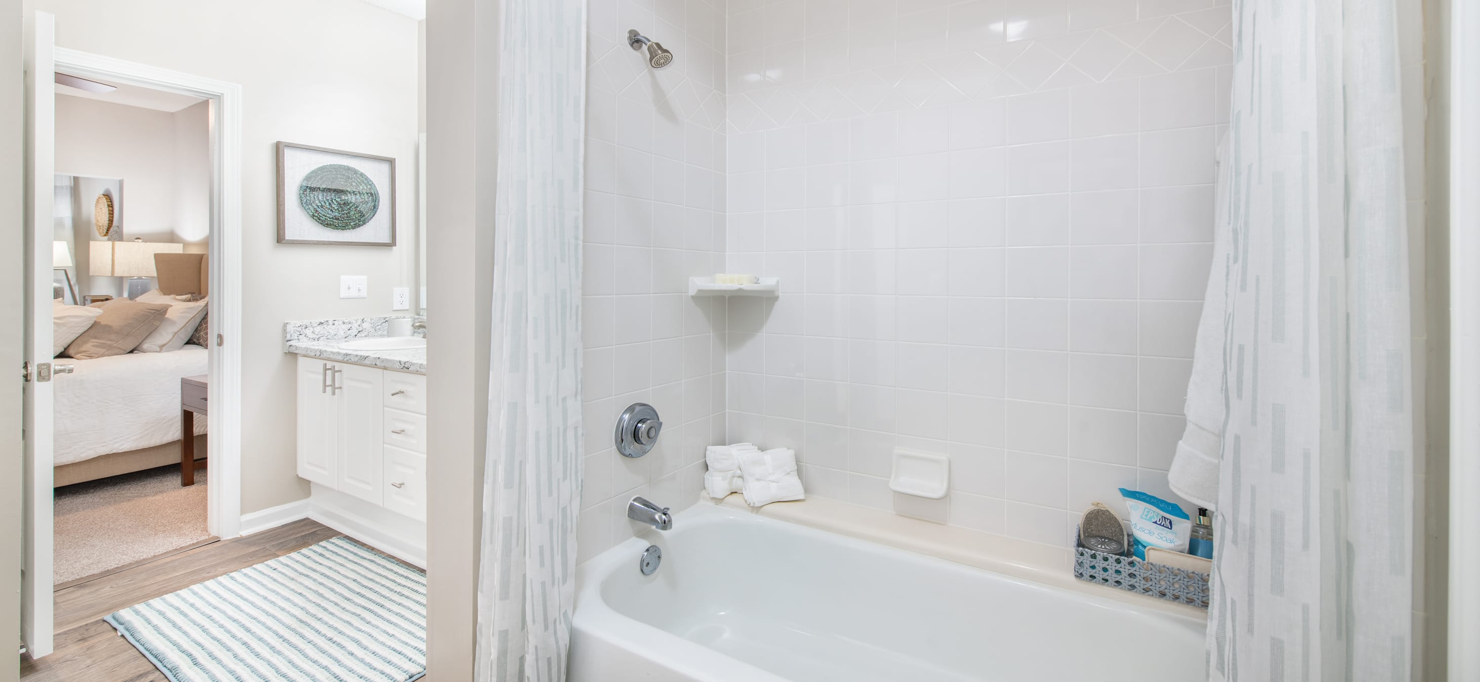 A closer look at Luxury Apartments With Private Outdoor Whirlpool Tubs