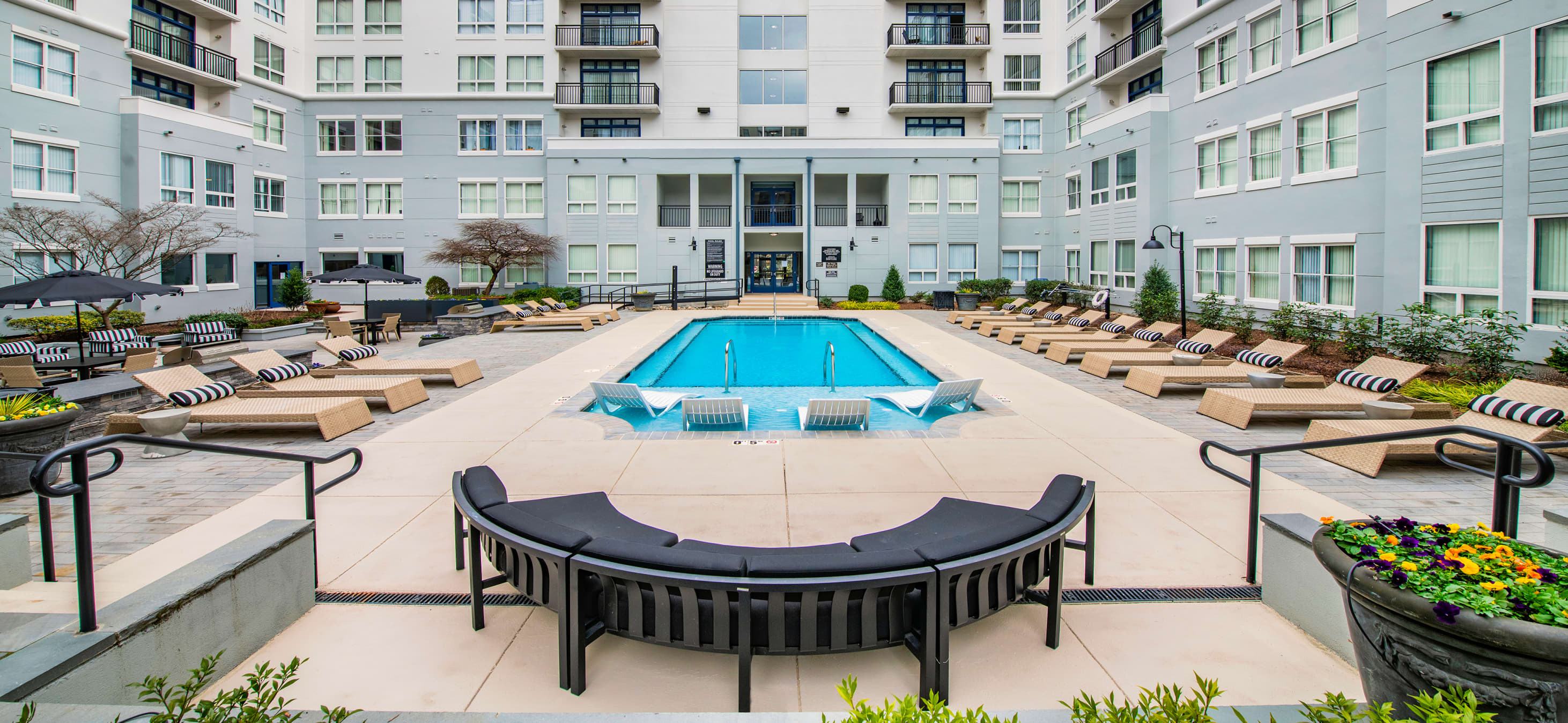MAA Gateway Uptown Luxury Apartments for Rent in West Charlotte, NC