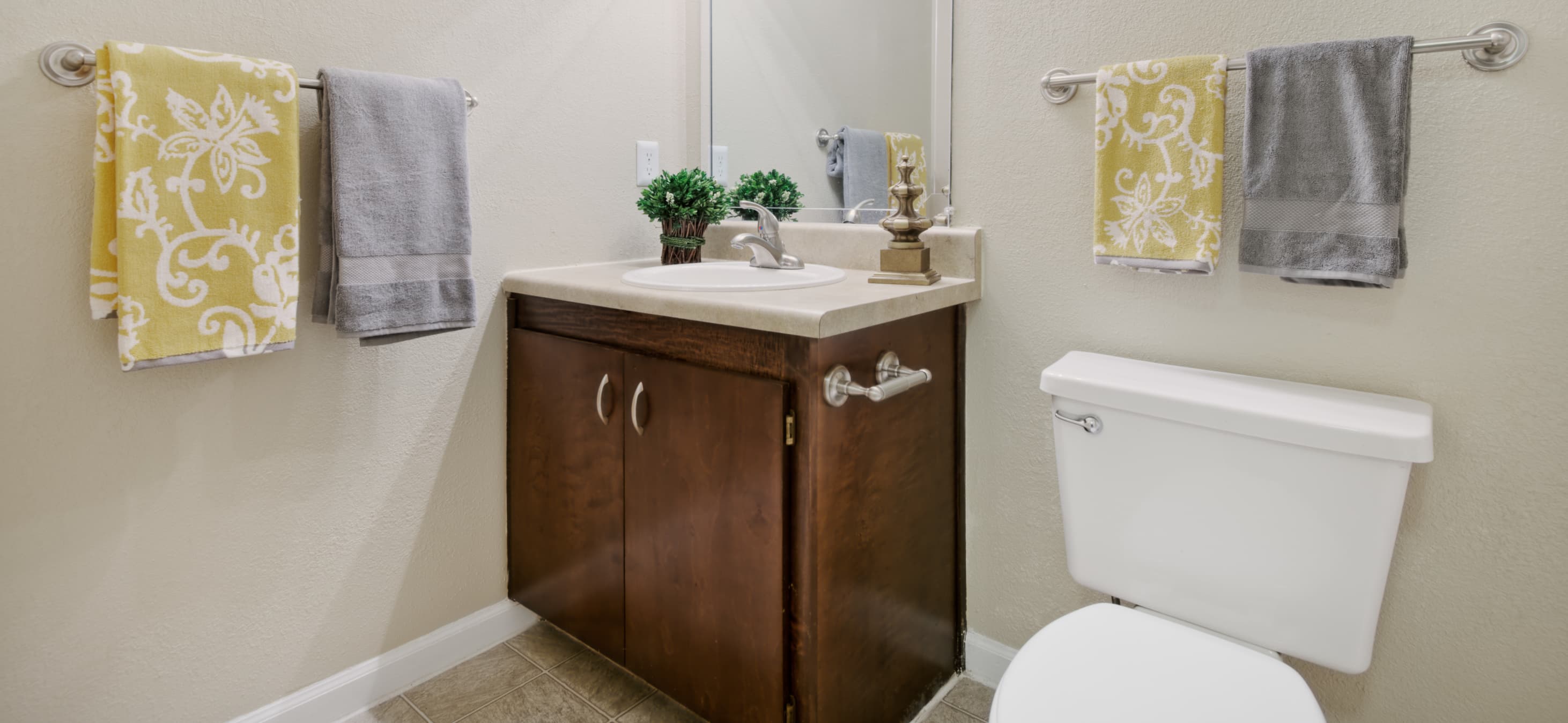 Bathroom at Windridge luxury apartment homes in Chattanooga, TN