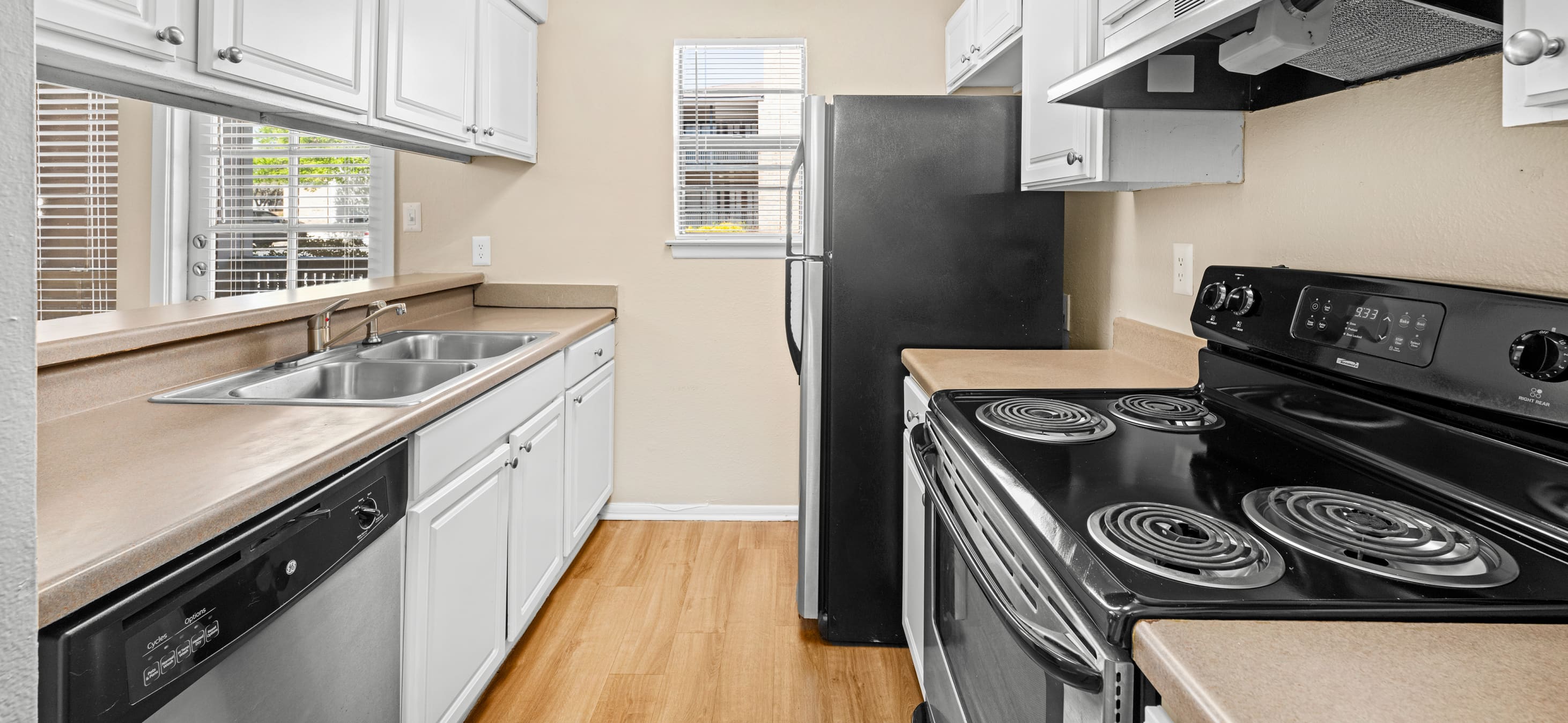 Kitchen at MAA Balcones Woods luxury apartment homes in Austin, TX