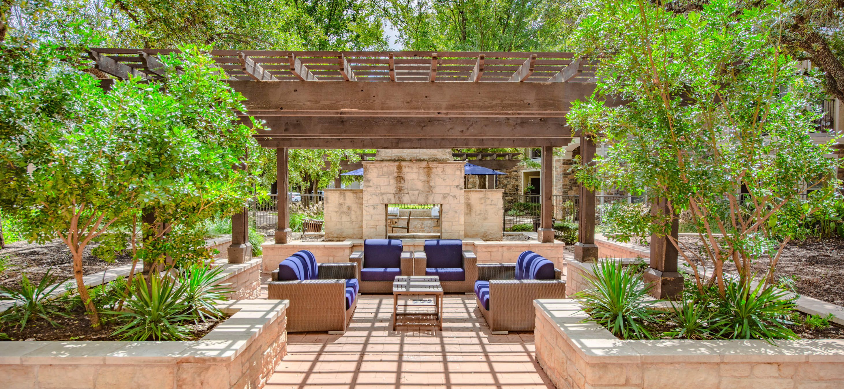 MAA Ashton Oaks Luxury Apartments for Rent in Round Rock, TX