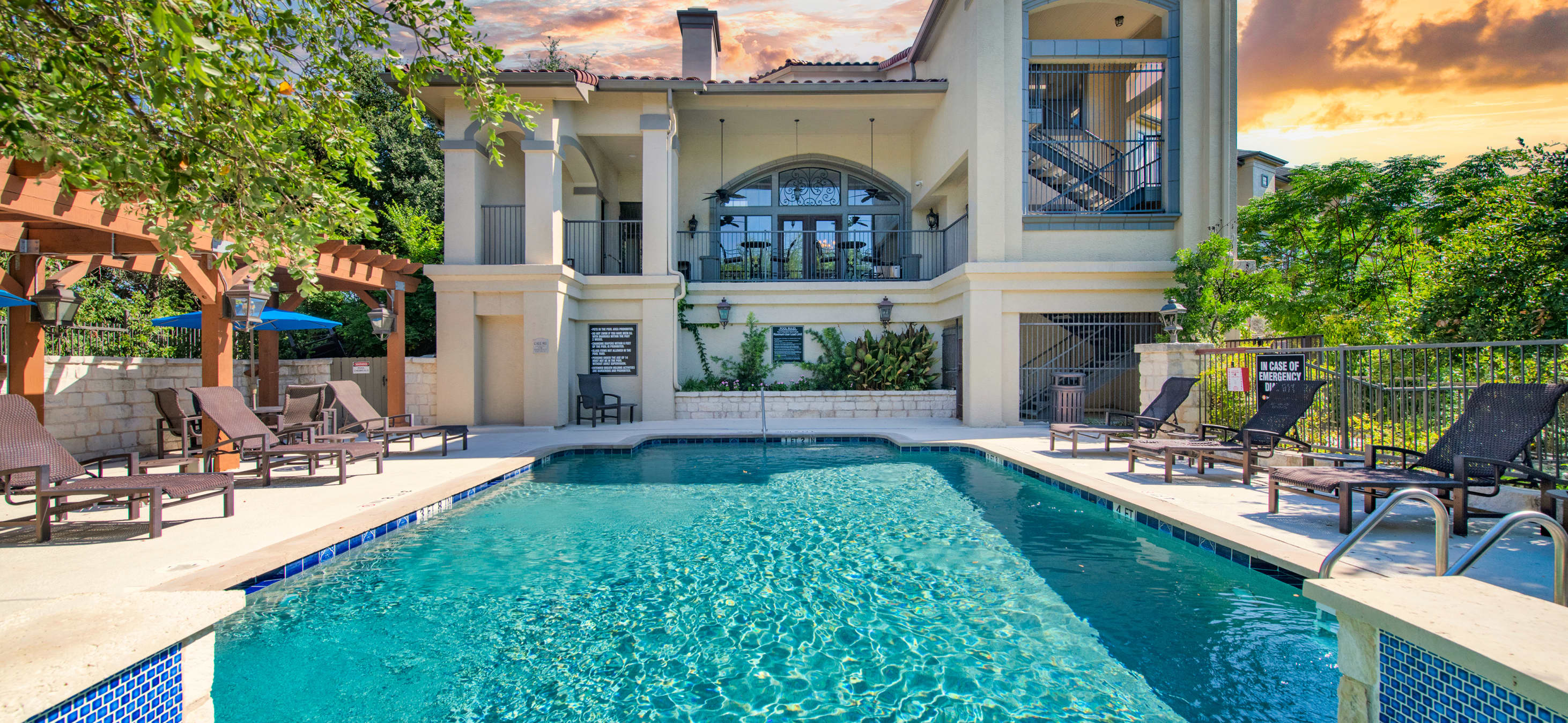 MAA Barton Creek Luxury Apartments Austin MAA