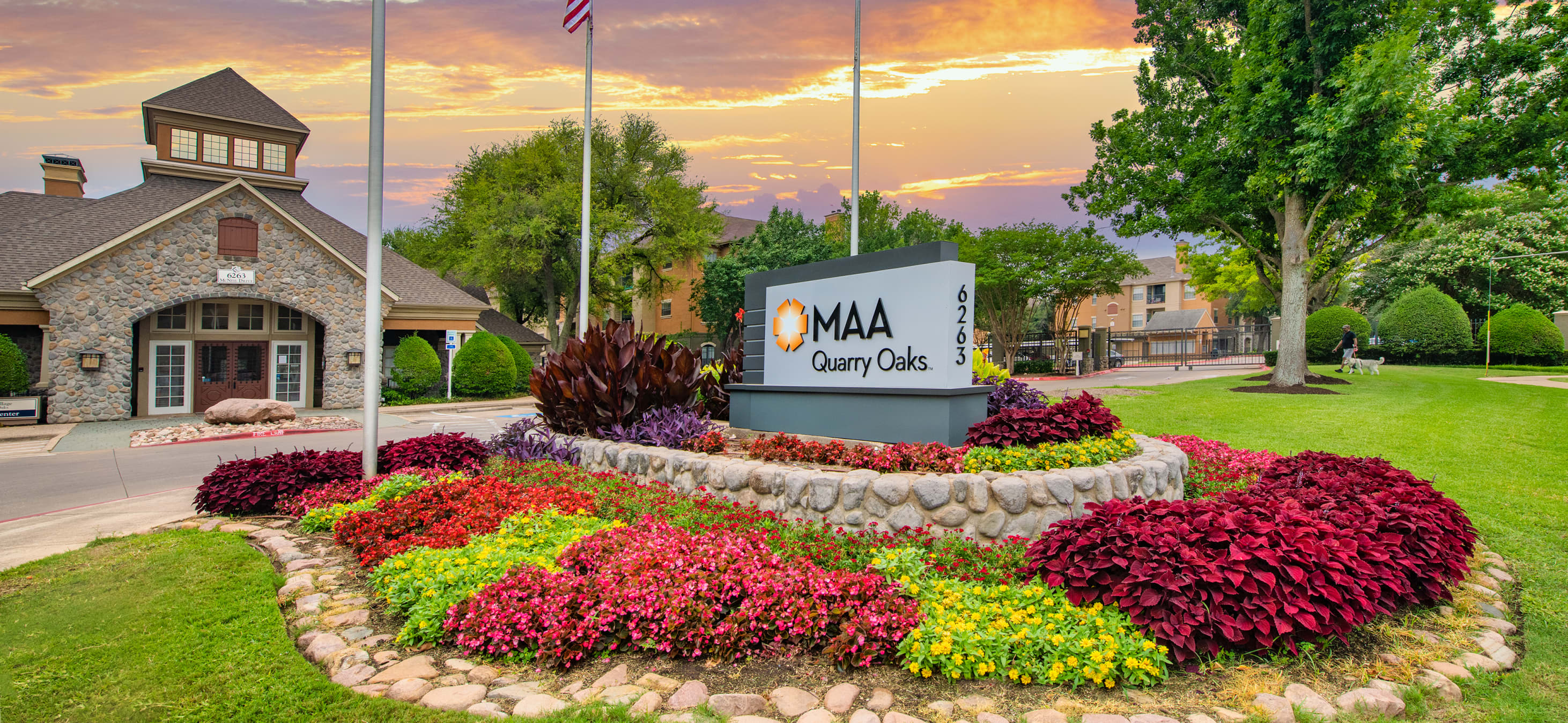 MAA Quarry Oaks Luxury Apartments for Rent in Austin, TX