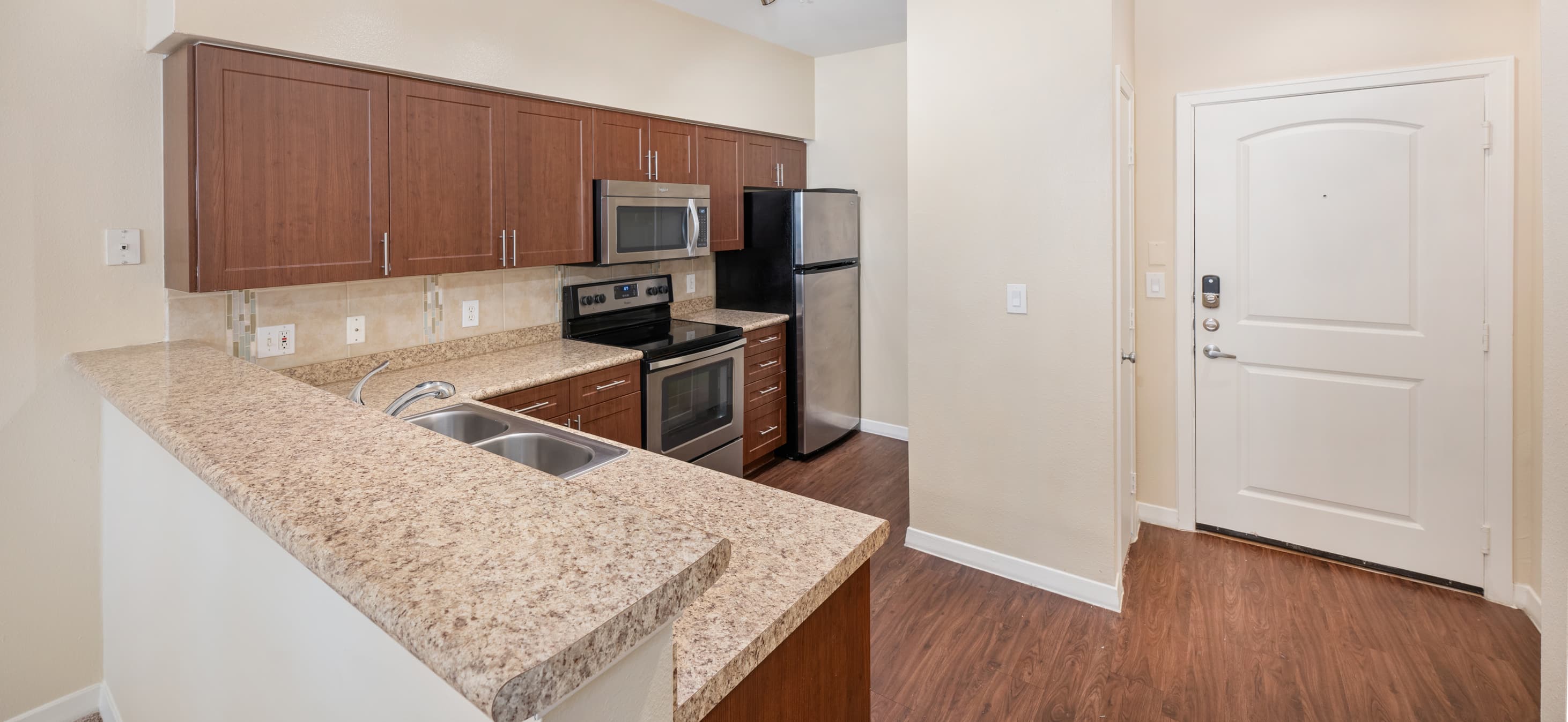 Kitchen at MAA Addison Circle luxury apartment homes in Addison, TX