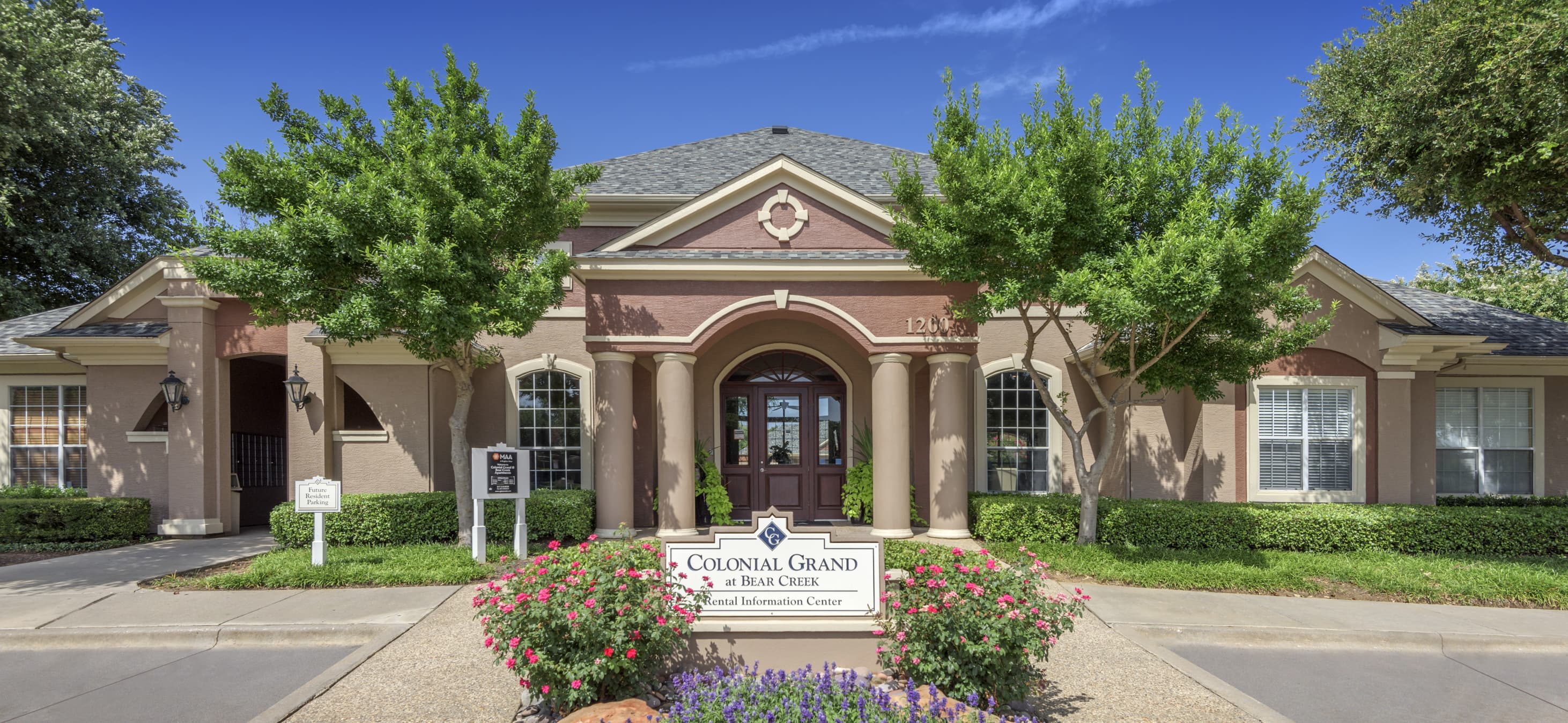 MAA Bear Creek Euless, TX Luxury Apartments MAA