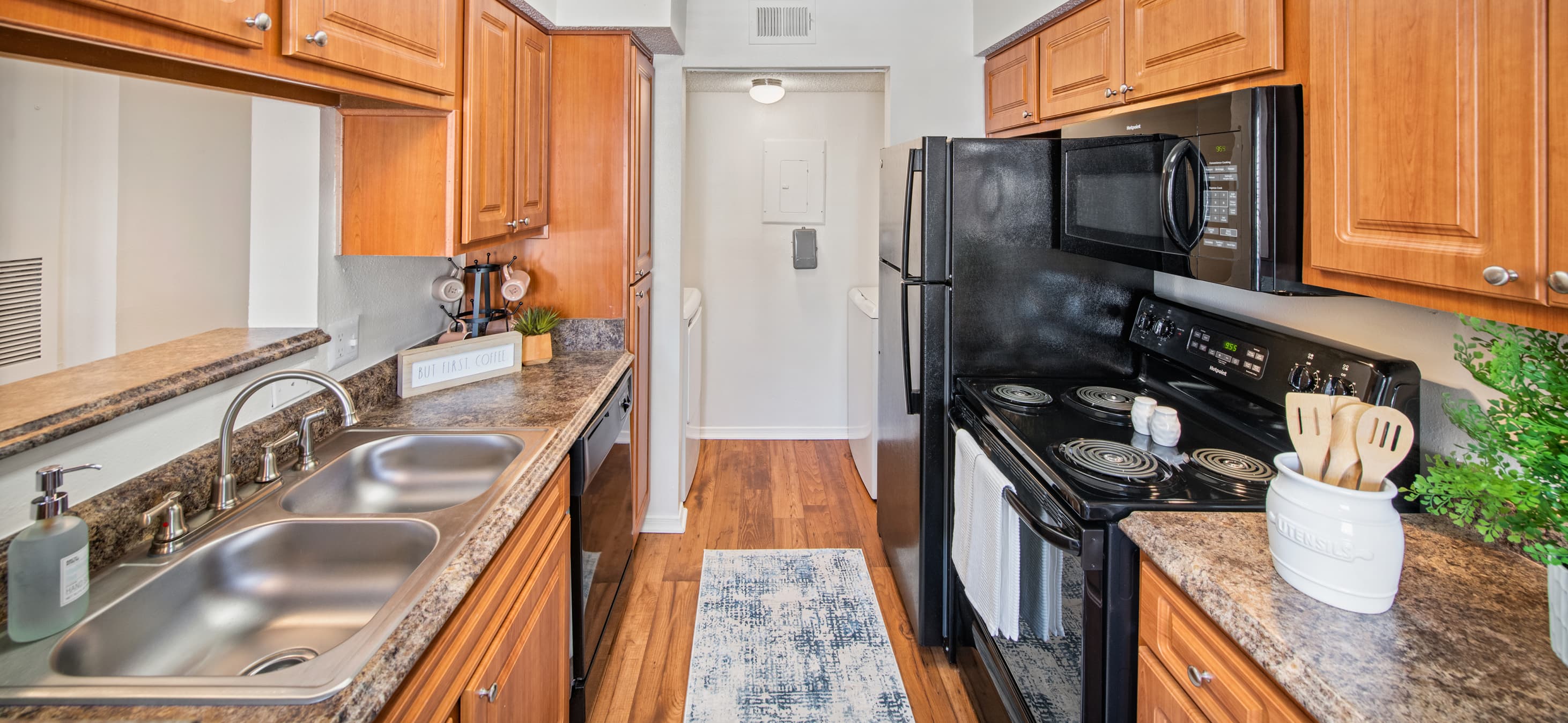 Model Kitchen at Colonial Village at Hampton Glen in Richmond, VA