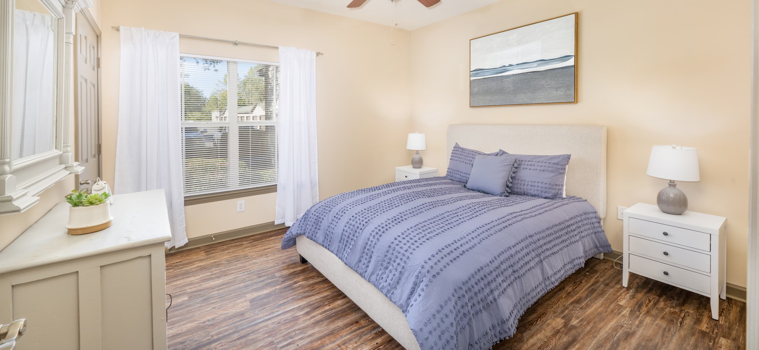 Bedroom at MAA Southwood luxury apartment homes in Tallahassee, FL