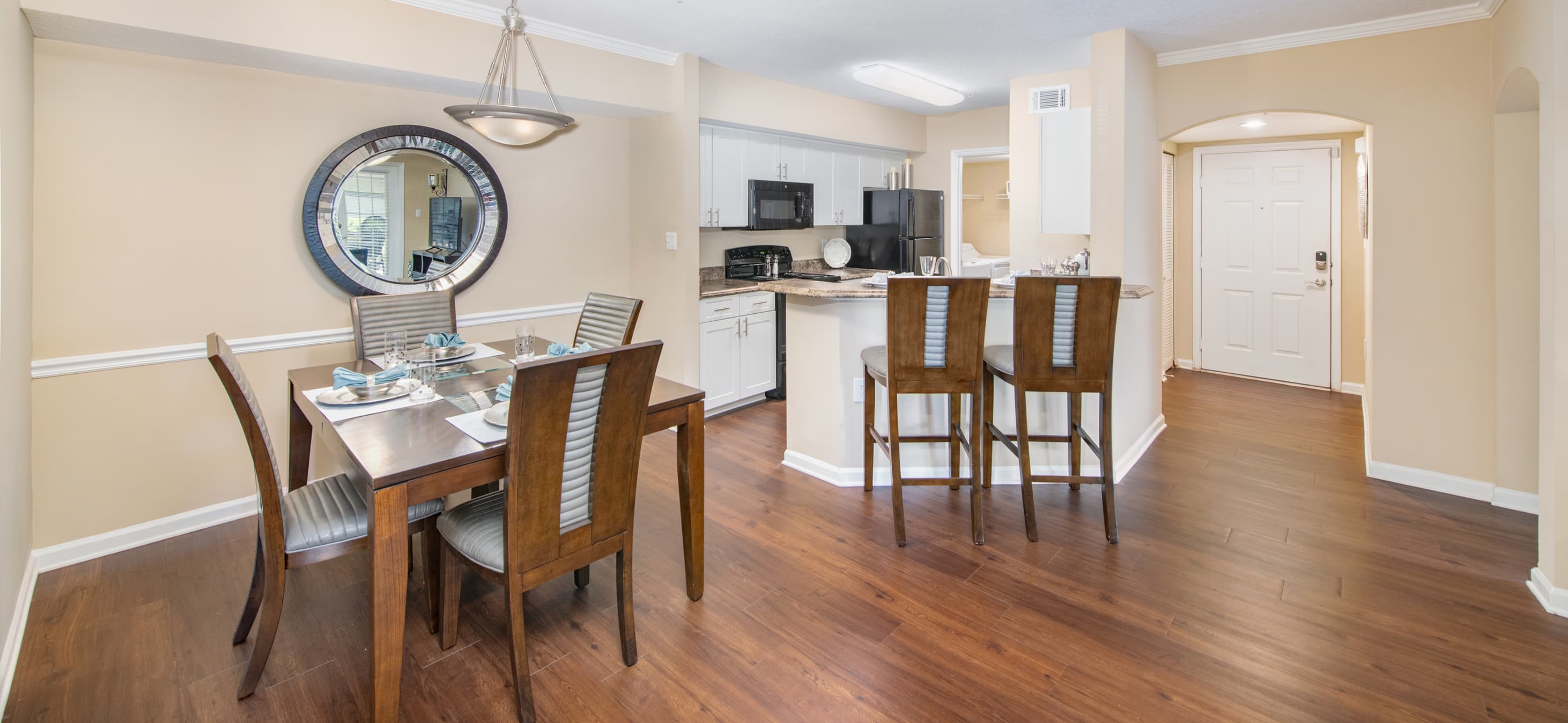 Kitchen and Dining at MAA Lakewood Ranch luxury apartment homes in Tampa, FL