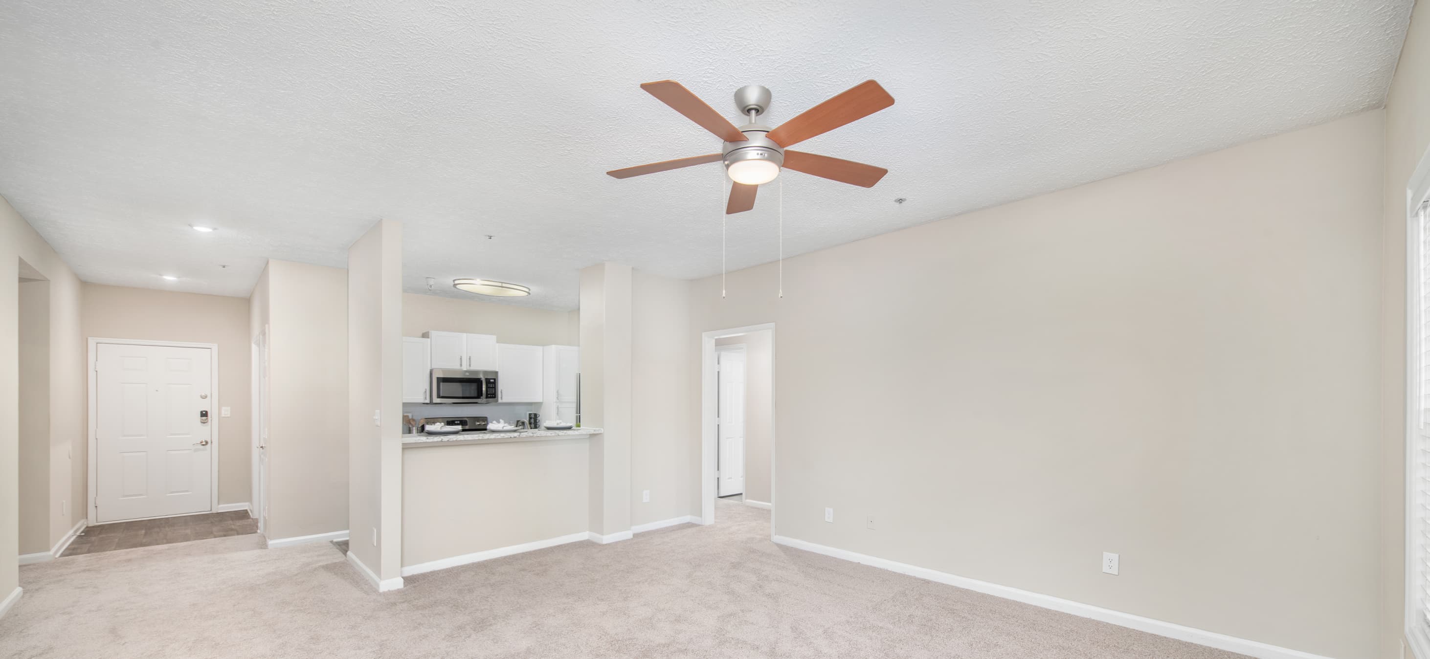 Model bedroom at MAA Brookhaven in Atlanta, GA