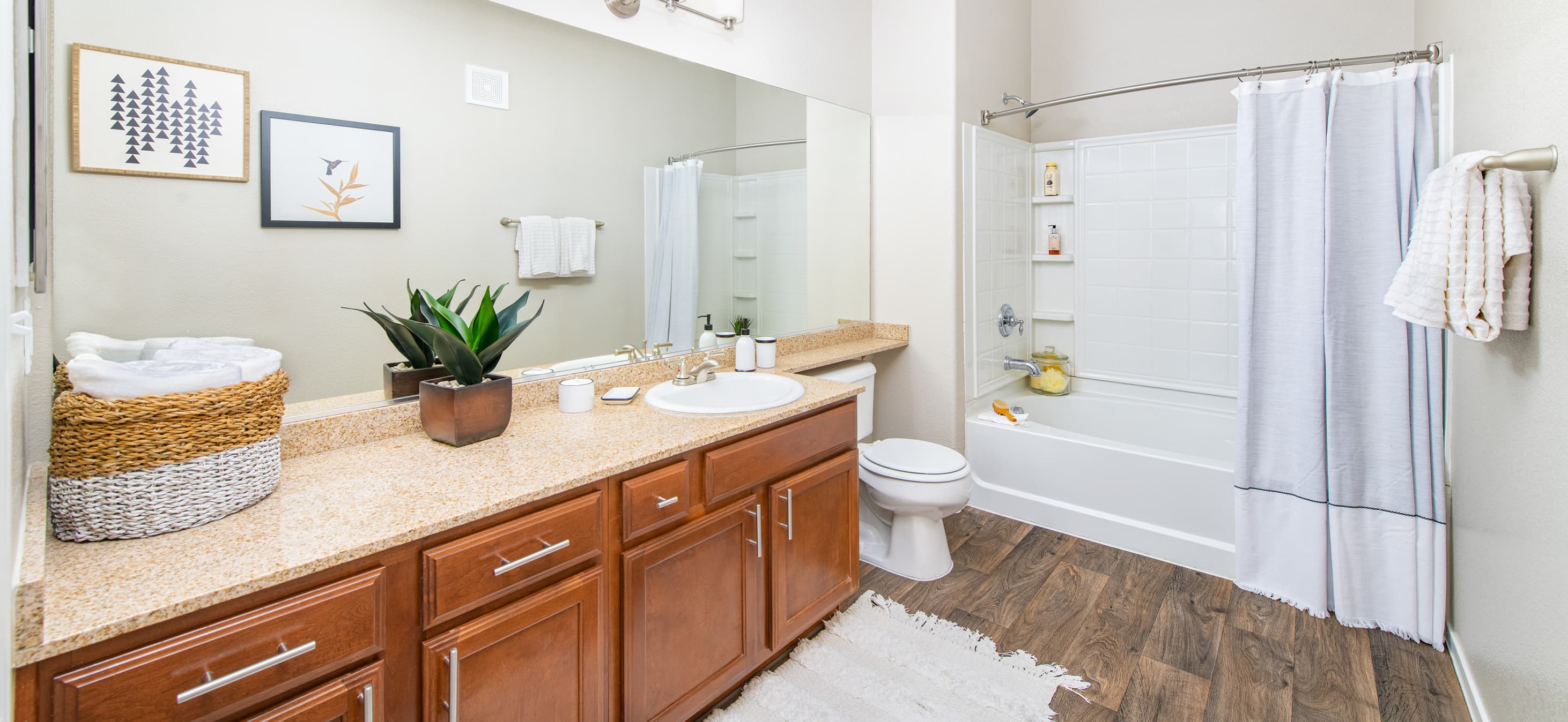 MAA Palm Vista Apartments