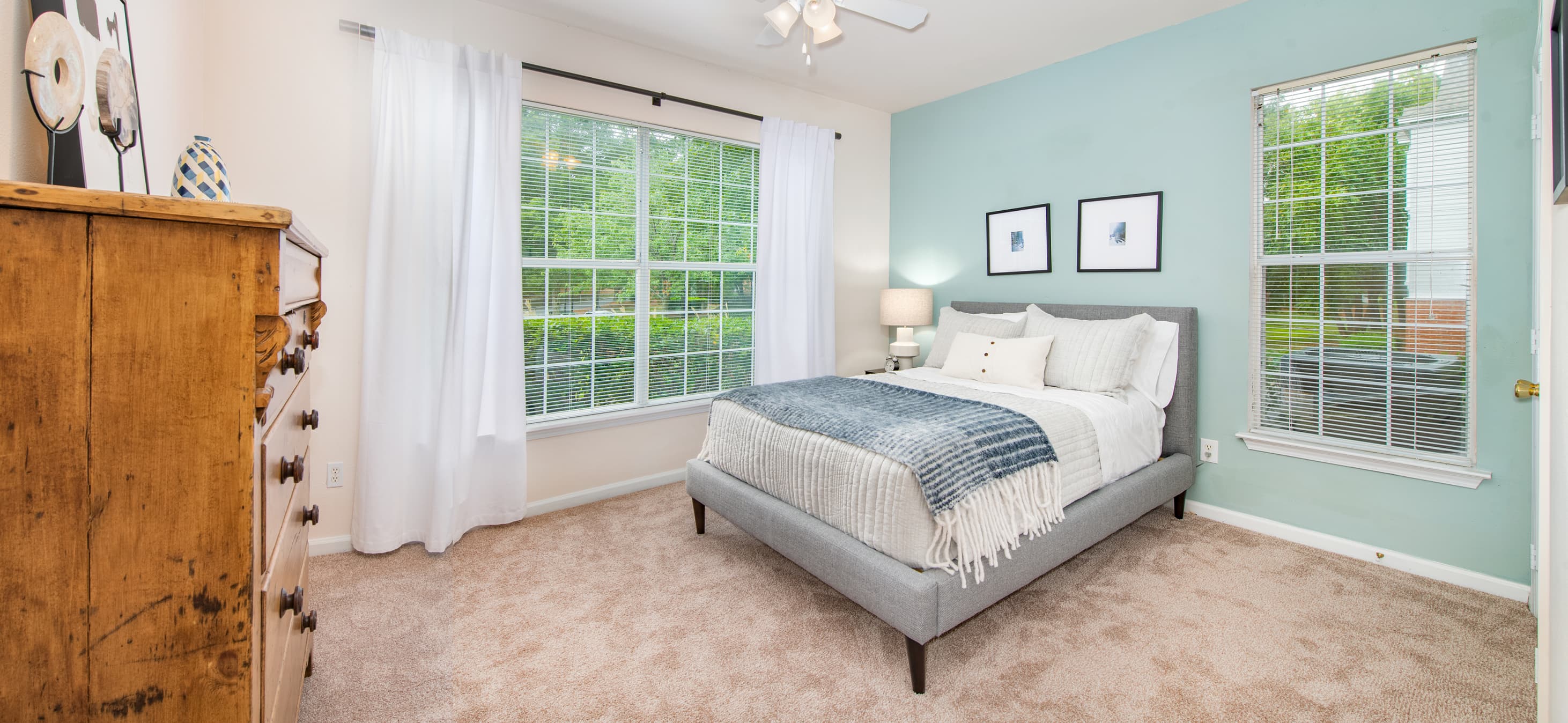 Bedroom at MAA Beverly Crest in San Antonio, TX