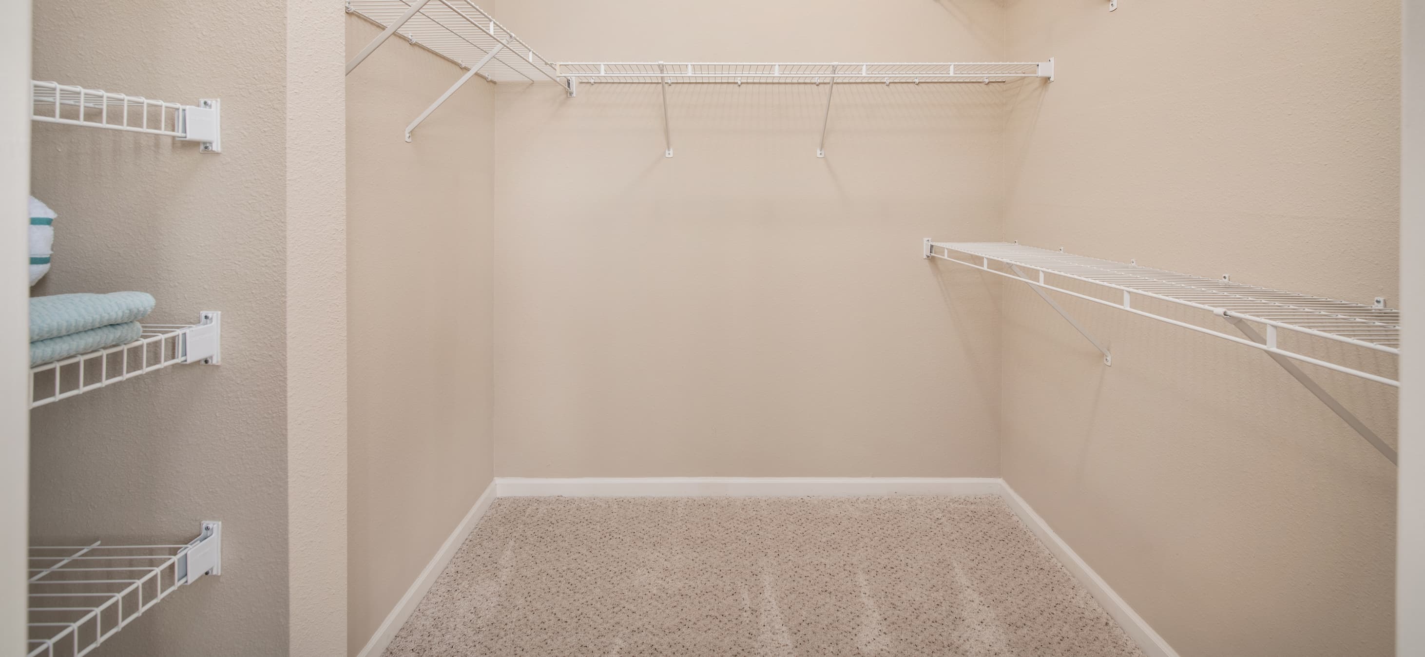 Closet at MAA Patterson in Durham, NC