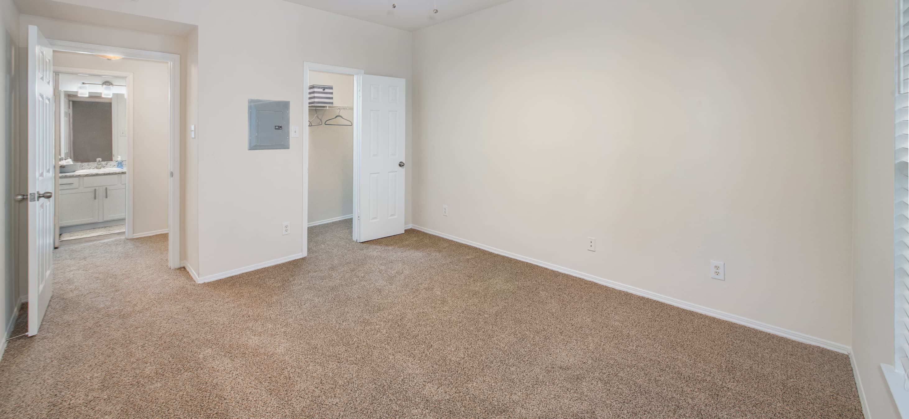 Bedroom at MAA Kirkwood luxury apartment homes in Stafford, TX