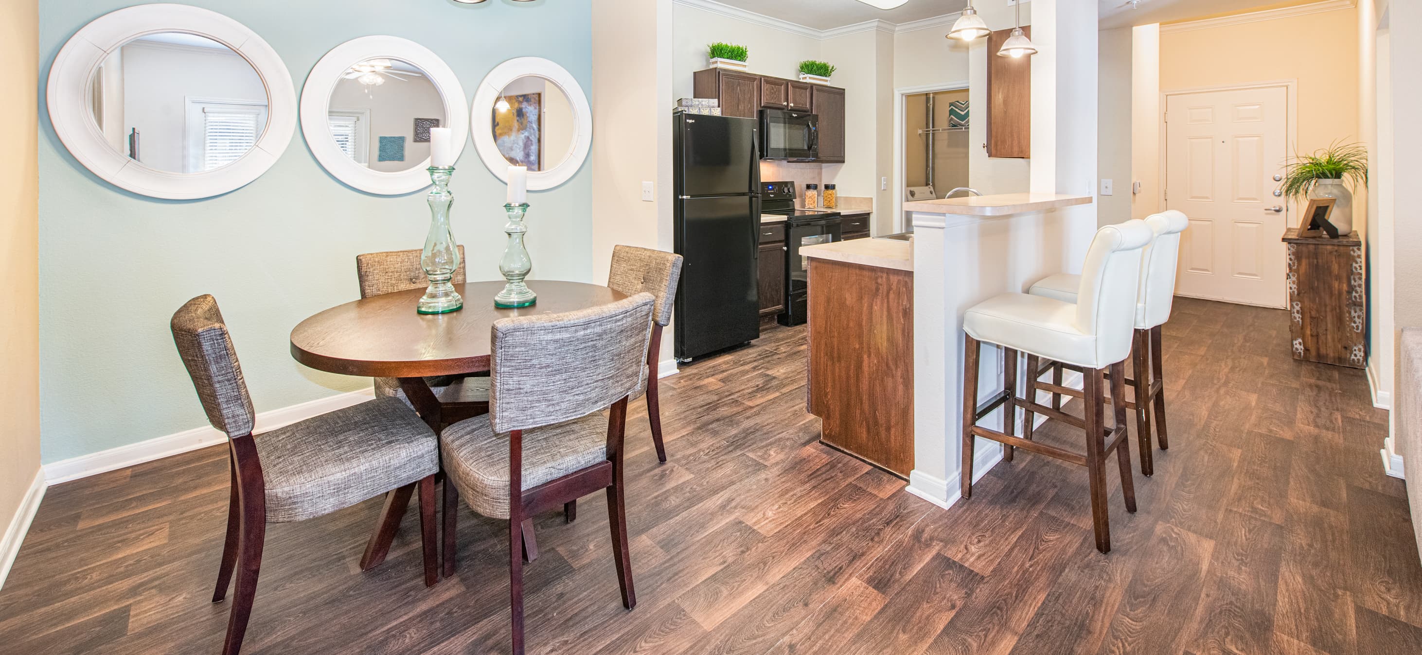 Kitchen and dining area at MAA Haven at Blanco luxury apartment homes in San Antonio, TX