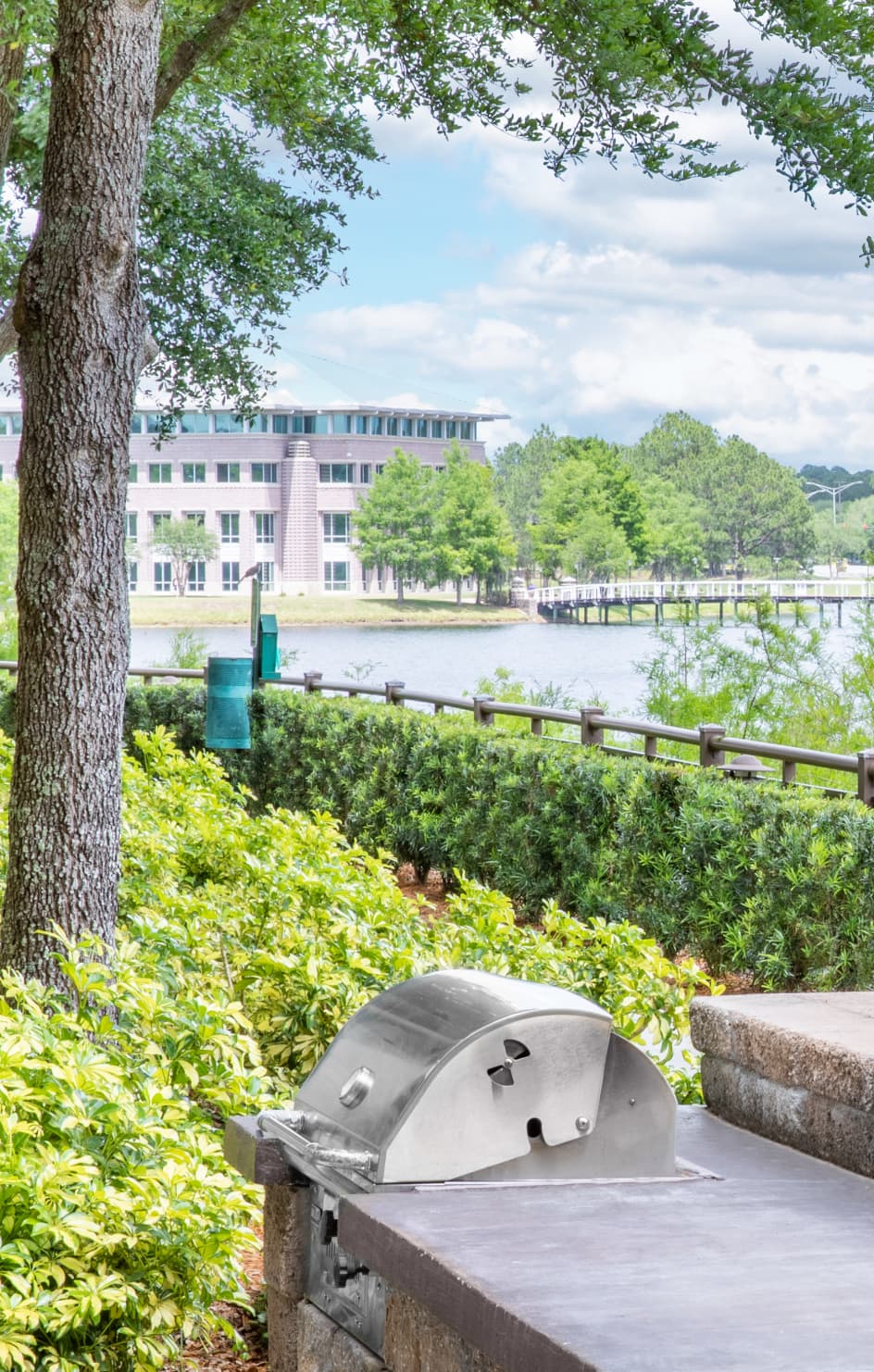 Lake at Tattersall at Tapestry Park luxury apartment homes in Jacksonville, FL