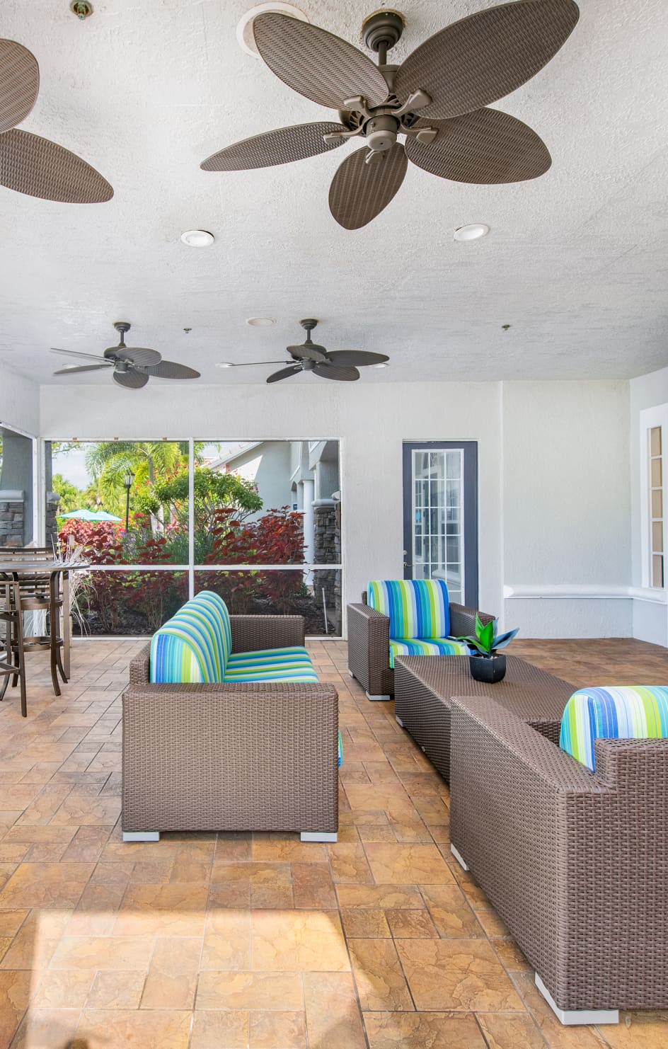 Lanai at MAA Lakewood Ranch luxury apartment homes in Tampa, FL