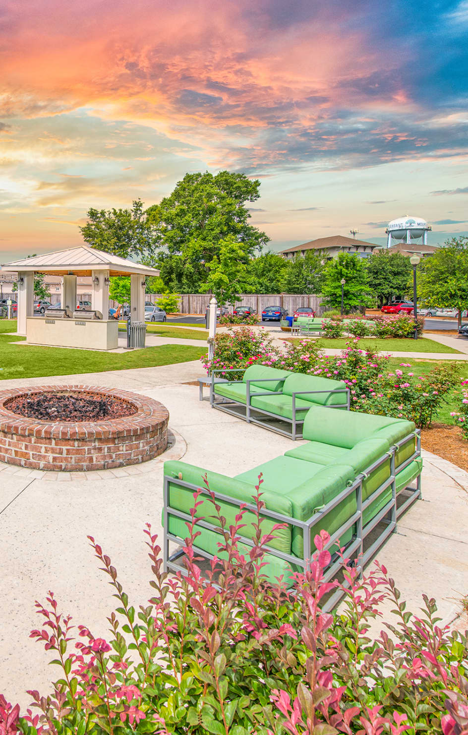 Fire Pit at River's Walk luxury apartment homes in Mt. Pleasant, SC