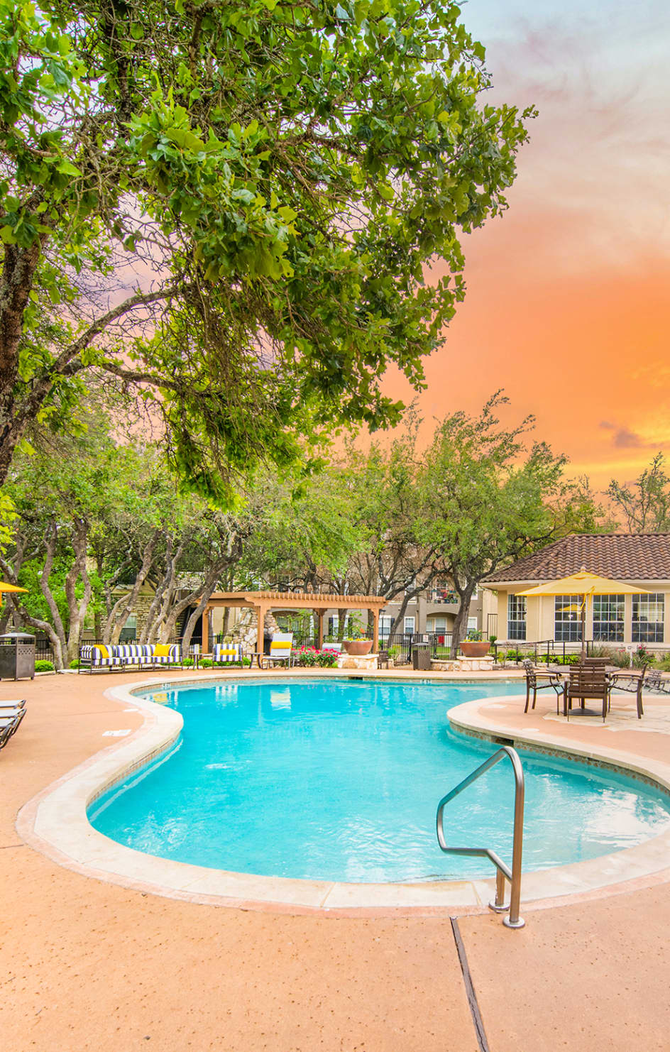 Pool at Colonial Grand at Canyon Pointe luxury apartment homes in Austin, TX