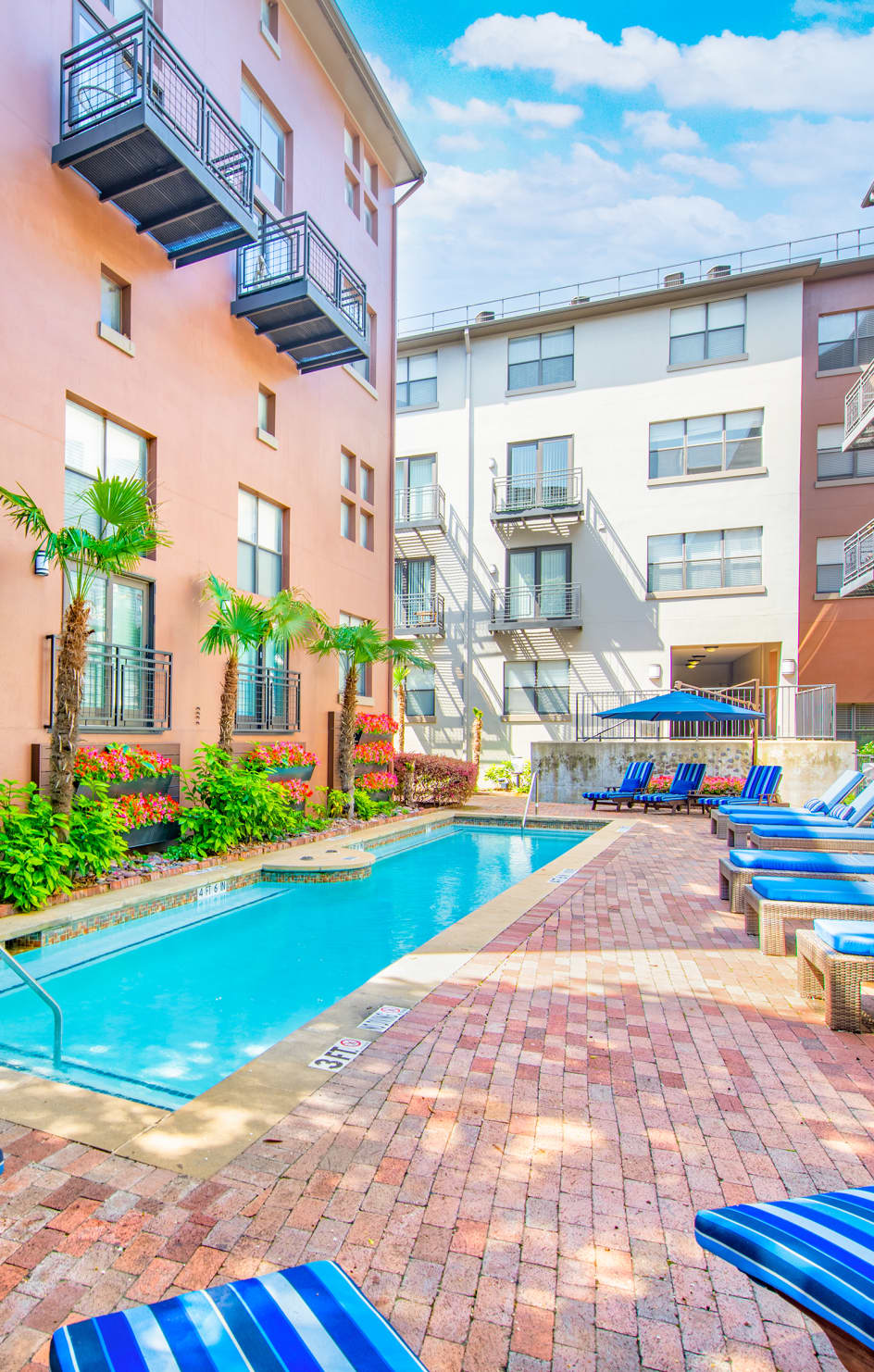 Pool at MAA Uptown Village luxury apartment homes in Dallas, TX