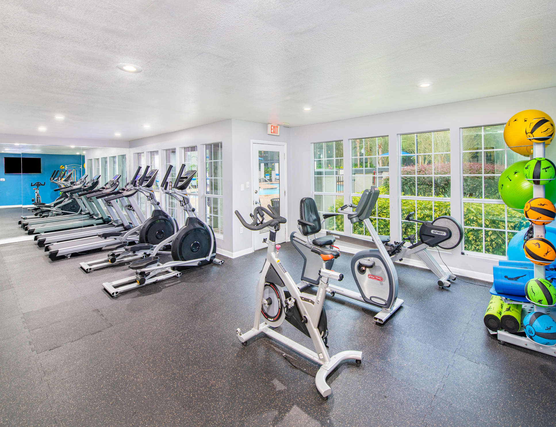 MAA Mandarin Lakes Jacksonville Florida Apartments