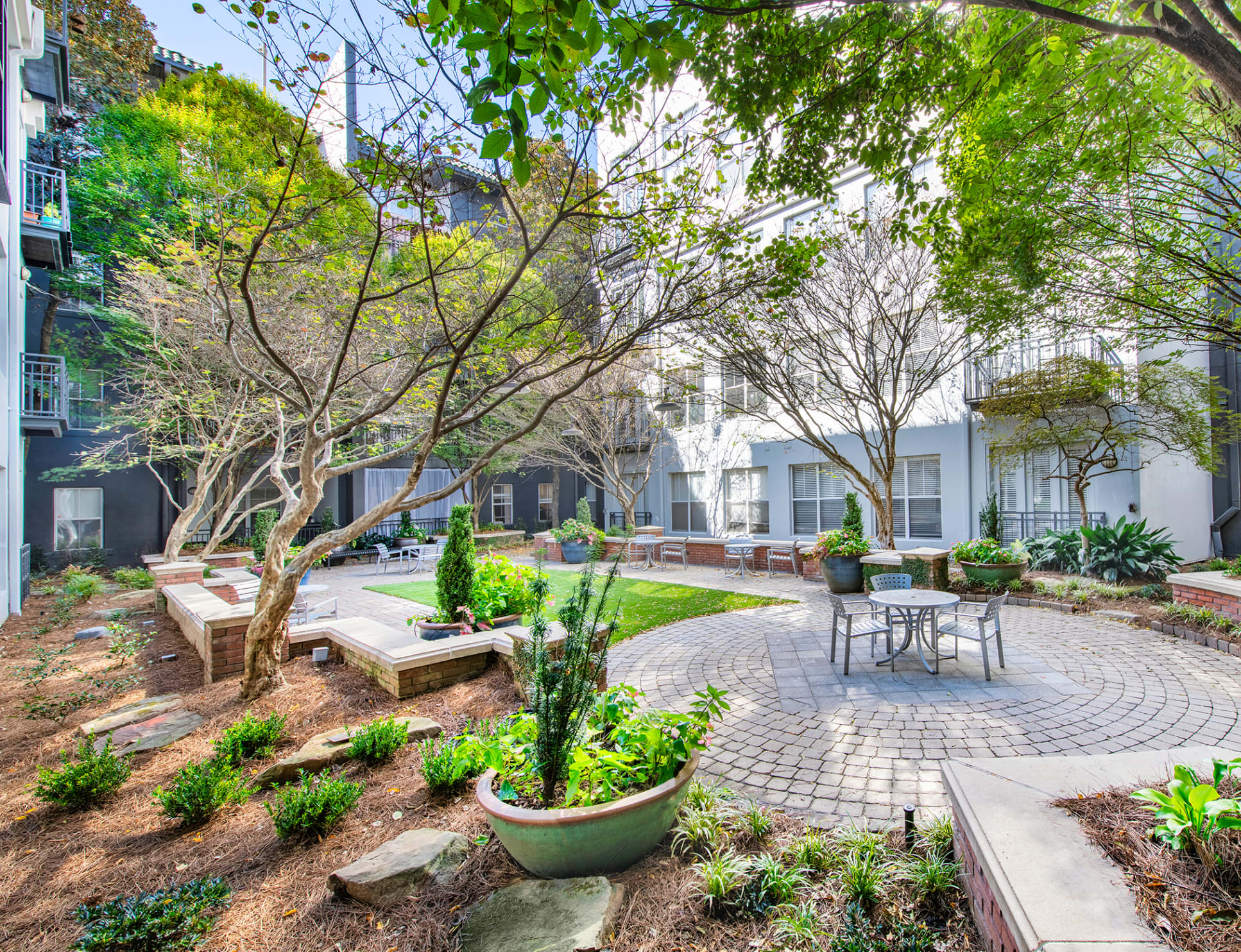 Courtyard at MAA Piedmont Park in Atlanta, GA
