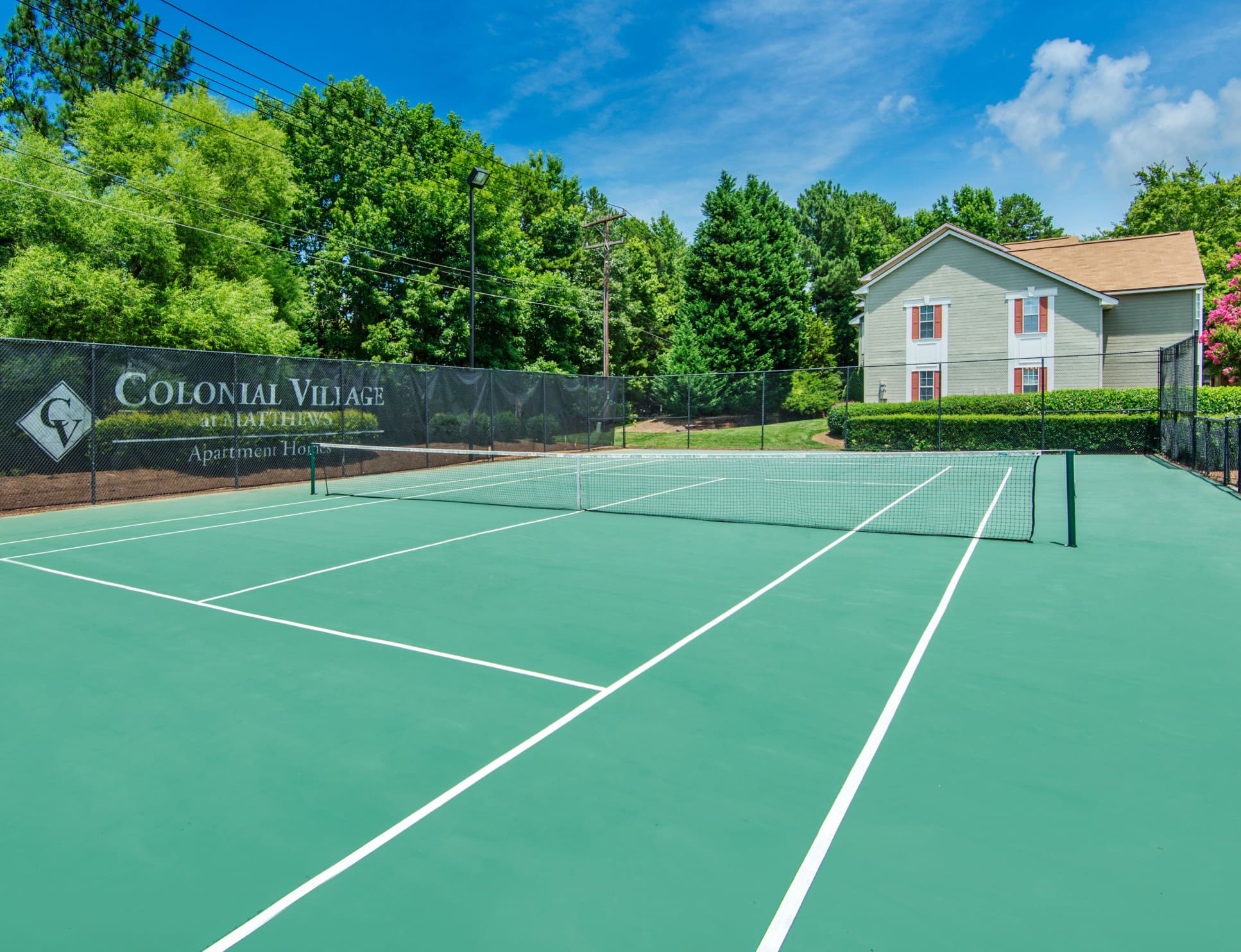 Tennis Court at MAA Fifty One luxury apartment homes in Charlotte, NC