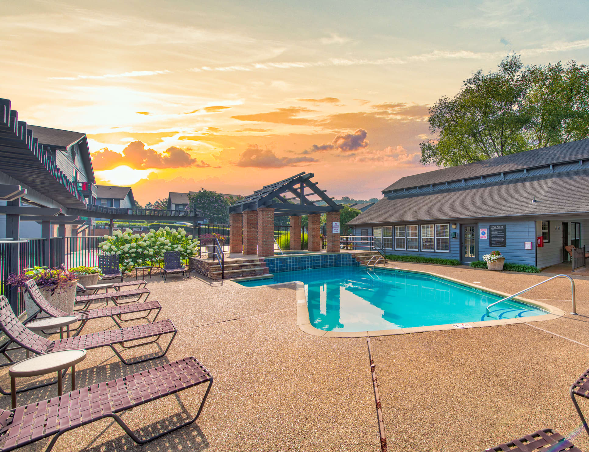 Pool at Hamilton Pointe luxury apartment homes in Chattanooga, TN