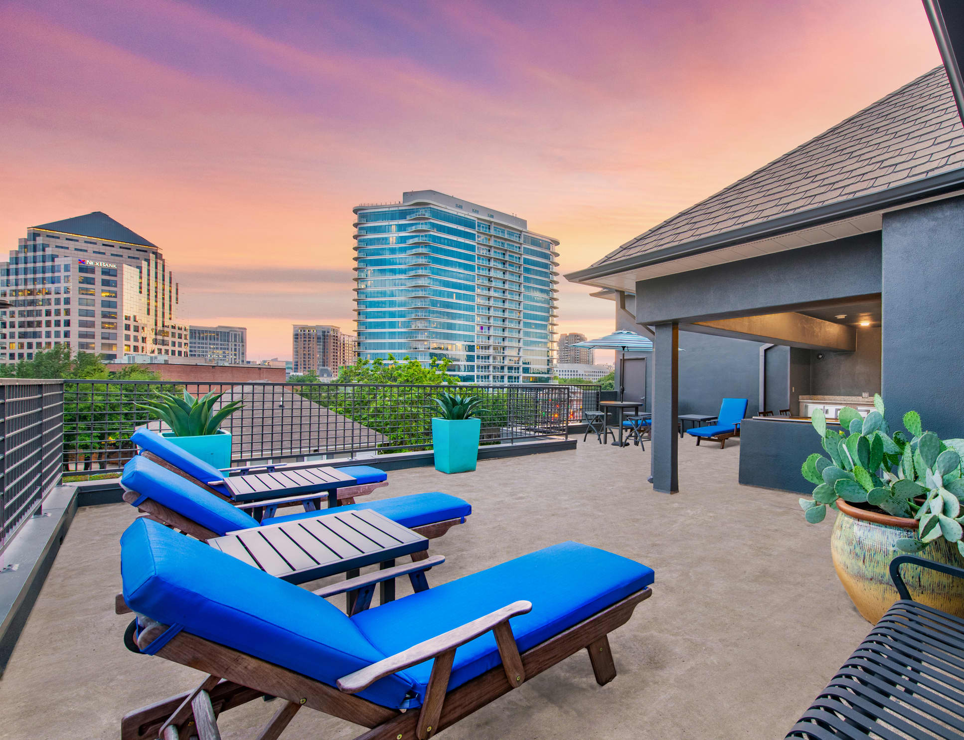 Sky Lounge at MAA Abbey luxury apartment homes in Dallas, TX