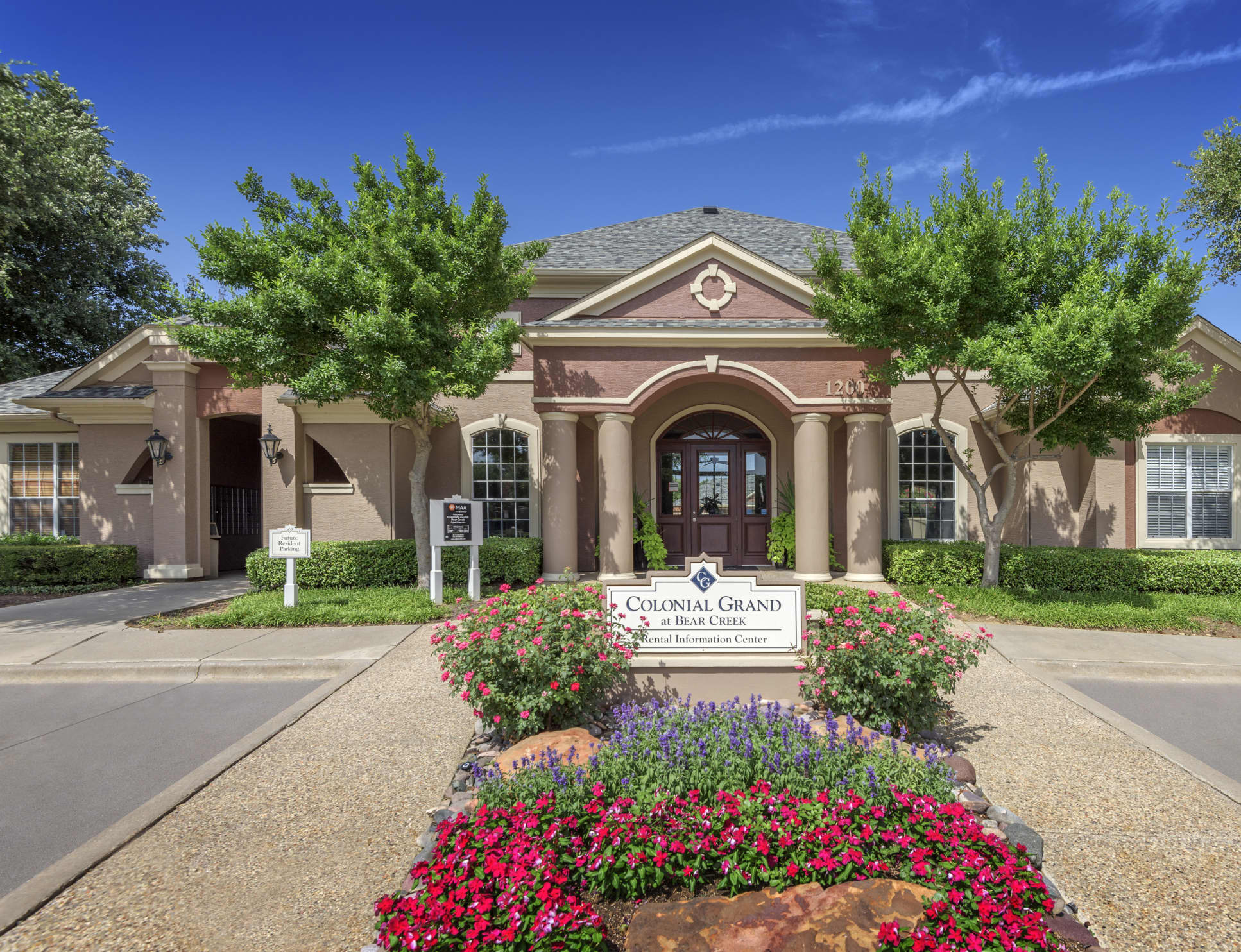 Clubhouse exterior at MAA Bear Creek luxury apartment homes in Euless, TX near Dallas