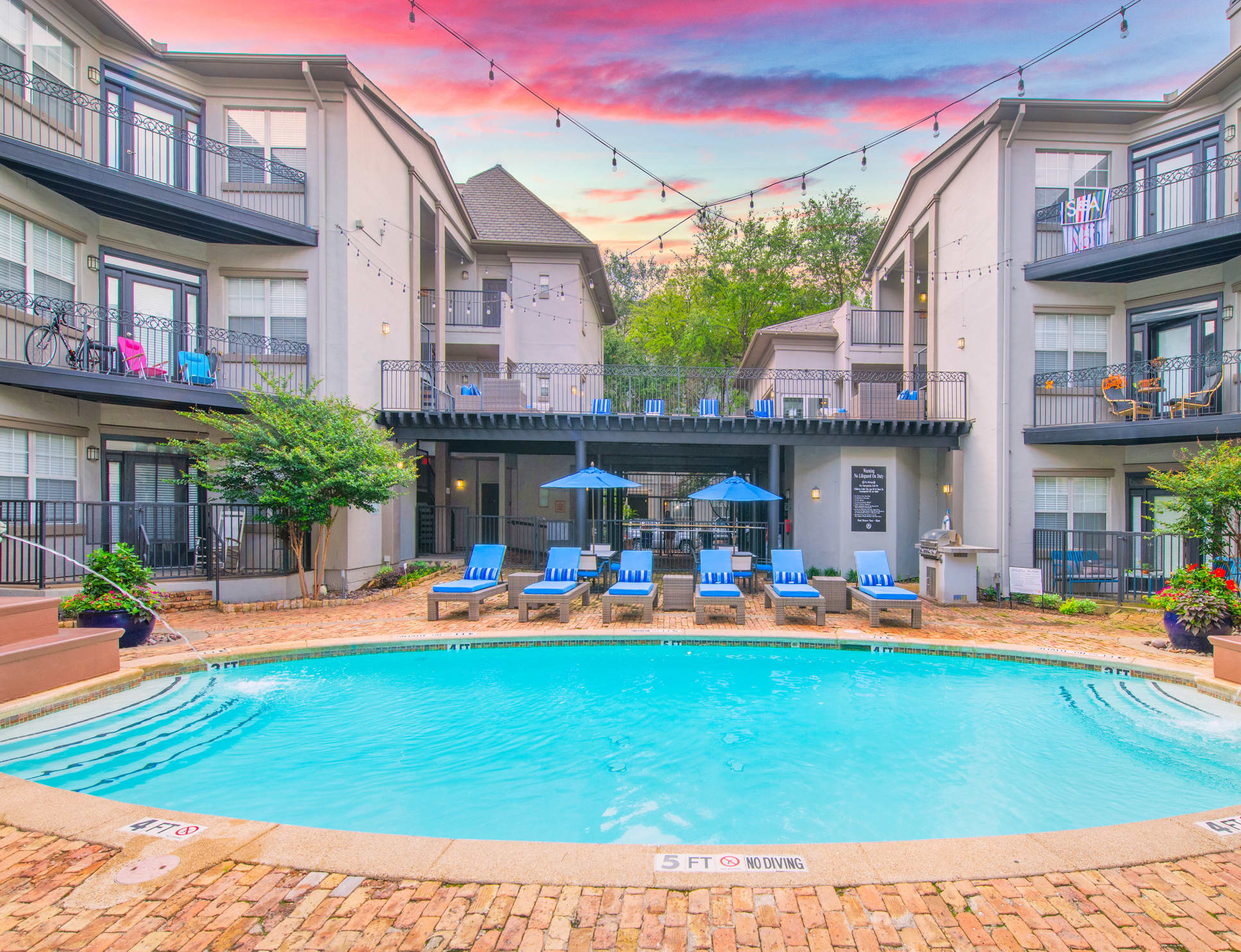 Pool at MAA Uptown Village luxury apartment homes in Dallas, TX