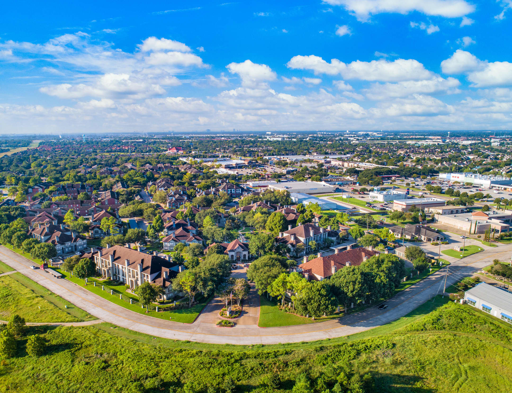 Grounds at Ranchstone luxury apartment homes in Houston, TX
