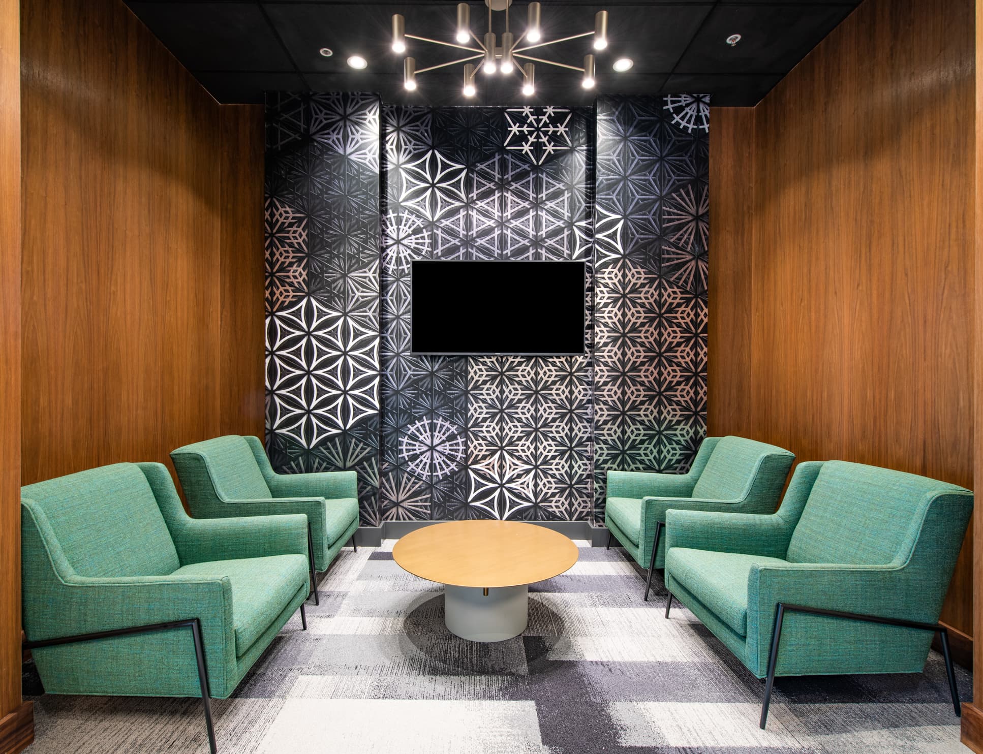 Lobby at MAA National Landing luxury apartment homes in Washington, DC