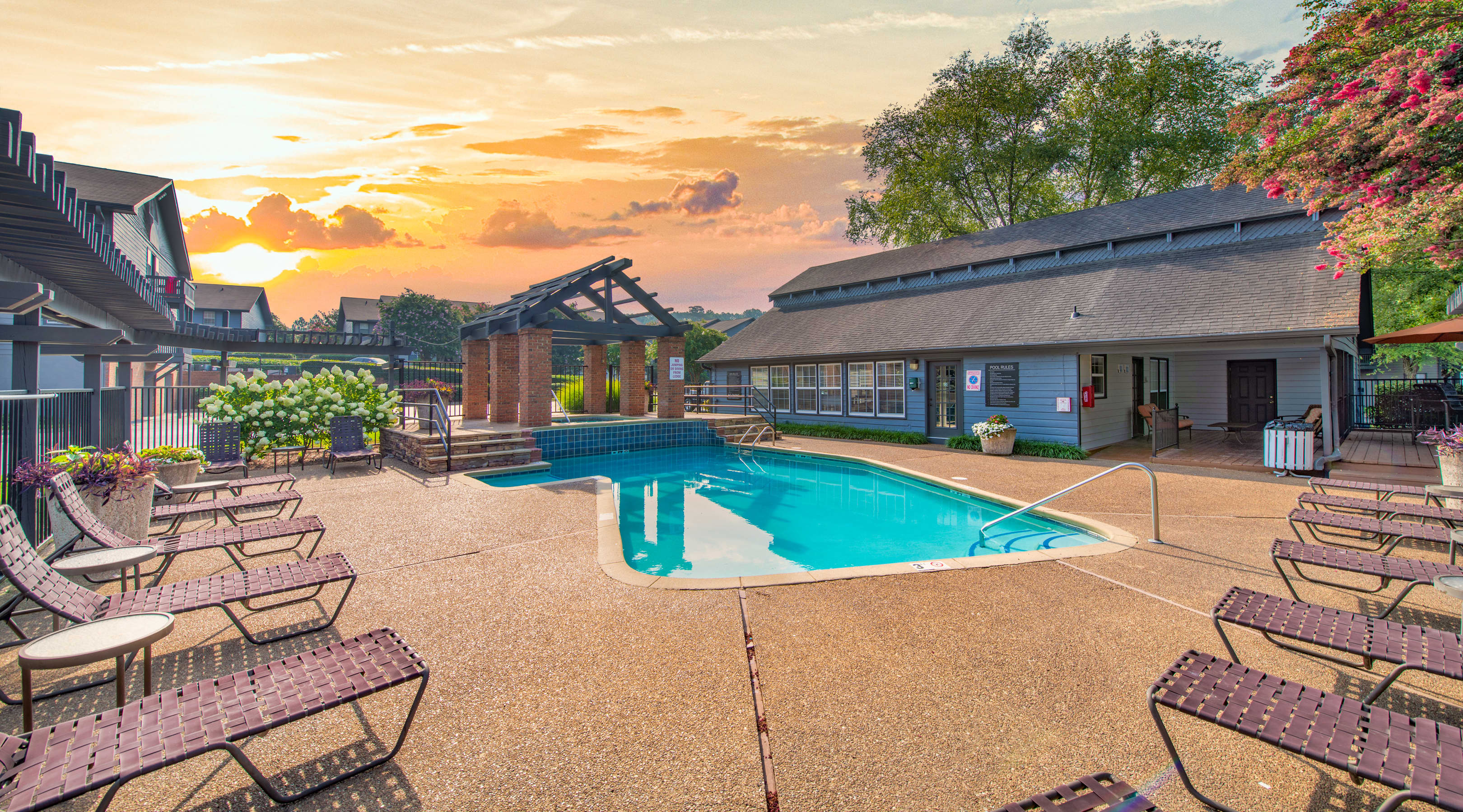 Pool at Hamilton Pointe luxury apartment homes in Chattanooga, TN