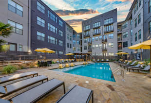 Pool at MAA Medical District luxury apartment homes in Dallas, TX