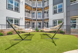 Hammock Garden at MAA Vale in Raleigh, NC