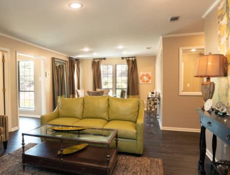 Clubhouse interior at Windridge luxury apartment homes in Chattanooga, TN