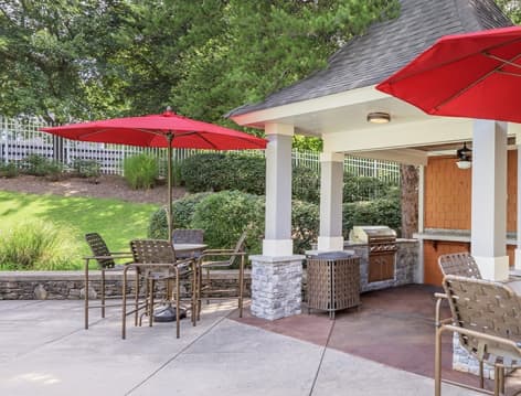 Outdoor Seating at The Paddock Club Huntsville luxury apartment homes in Huntsville, AL